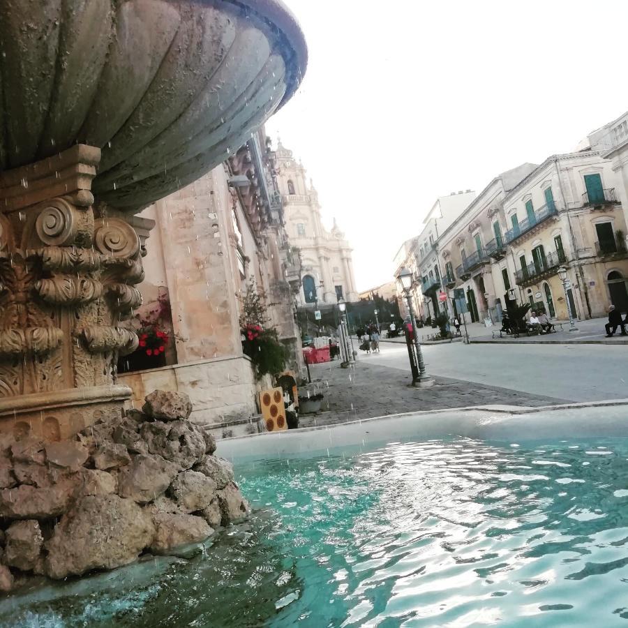 Itinerario Barocco Apartment Ragusa Ibla - Eleganza E Comfort Nel Cuore Del Barocco Siciliano Bagian luar foto