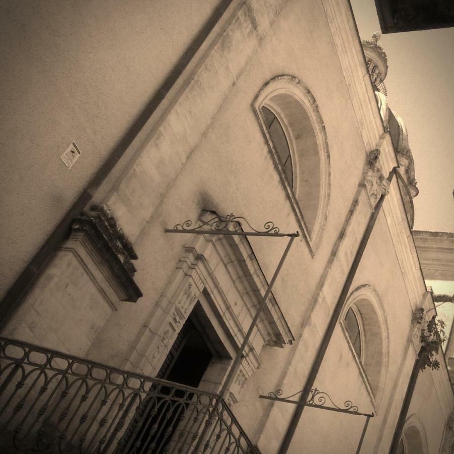 Itinerario Barocco Apartment Ragusa Ibla - Eleganza E Comfort Nel Cuore Del Barocco Siciliano Bagian luar foto
